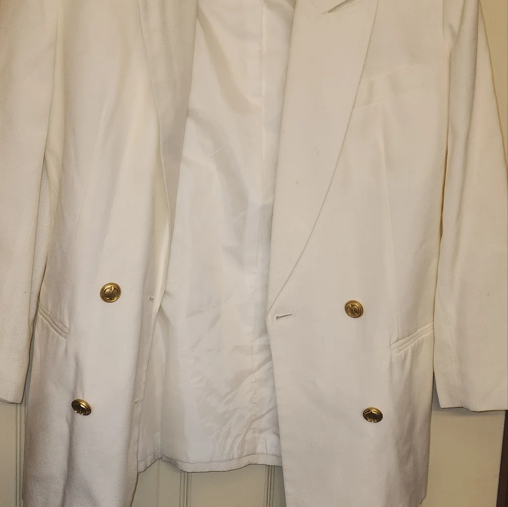 Christian dior jacket-size 6, off white color